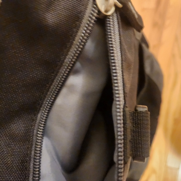 Samsonite Backpack - Picture 3 of 9